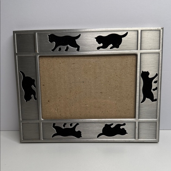 Other - Silver Cat Design Picture Frame